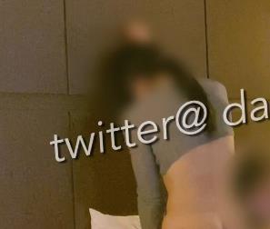 TS-Sugar精选闺蜜视频，1V/2.9G，男女通杀熟练动作