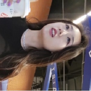 盛夏美女穿热裤秀美腿视频（3V，12.39G，百度云）