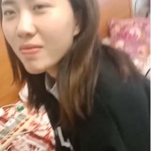 素人小哥和女朋友第一视角露脸名器具