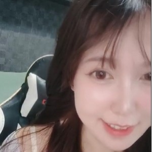 反差女孩人事部经理颜值嫩嫩小美女