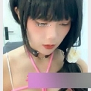 容颜宛如国色天香，可遇不可求