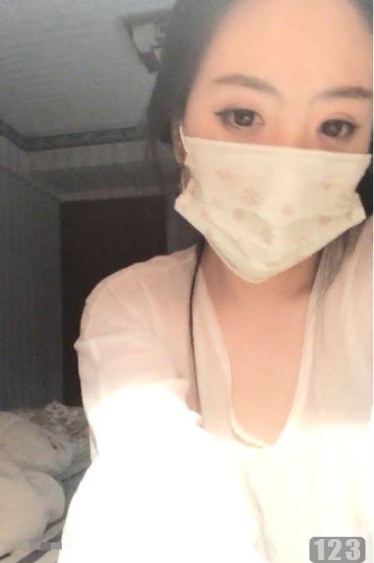 抖音高颜值网红《古古小姐》6部黑料视频