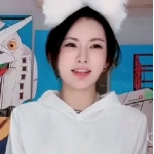 抖音网红《一只霸王兽》土豪双视角直播回放