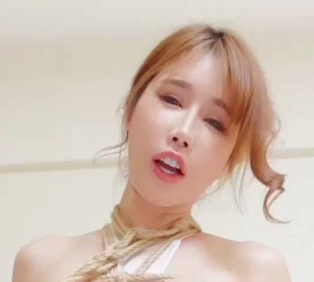 onlyfns顶级女神（辛尤里）个人电影