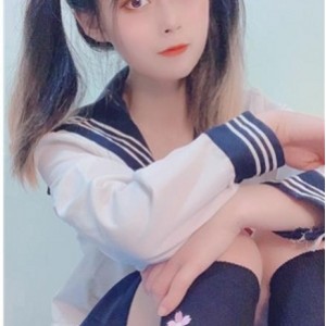 妹子鱼丸网红大放送！清纯学生水手服，假物件美妙境界出水，视频数量丰富！