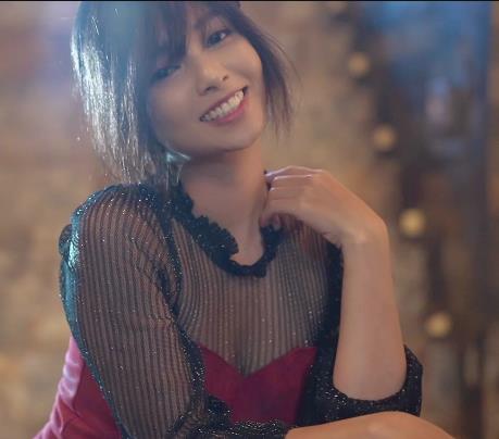 Ja失眠ineJ：高颜值女神的多才多艺视频大放送