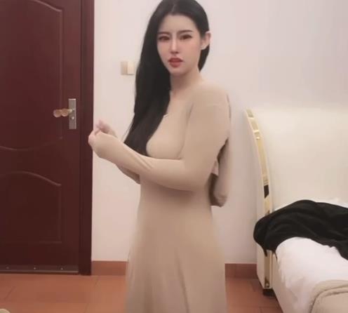 疯狂抖音-美新娘，主播社保，技术展示，礼物一字马，下载