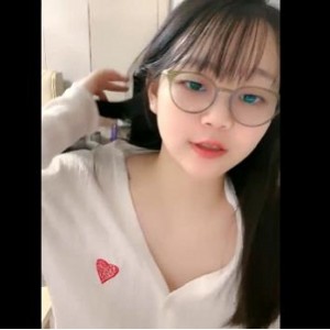 猫猫兔直播录制视频1V2.8G美少女舞蹬桃子