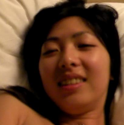 学生妹反差大罩杯男友开发精选榨汁机视频