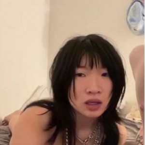 亚籍留学生三人游洋鬼子鼻环深H女版杨迪下得去D18分钟下载观看