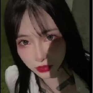 93V-4.3G自拍小视频合集：佳丽女主颜值天堂2探秘