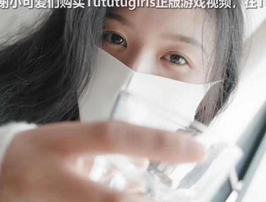 Nina自拍34分钟视频，手J~用脚~道具女主，确认下载