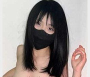 打野社保姬-柒柒77kimoji：视频140V，2G年纪轻轻已下垂