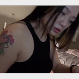 精选白嫩女神Daisybaby最新视频资源：V怪客剧情，1V，742M