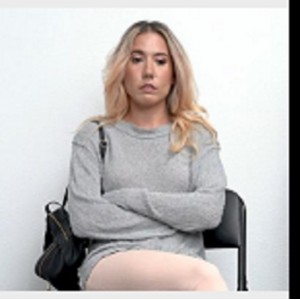 自由国保安部门超市偷窃2V-4.4G时长50分-51分女主颜值身材口碑热度