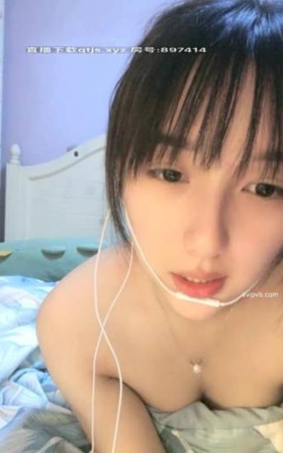 高颜值主播星luck斗鱼直播19.7G资源65集，清纯妹子撒娇身材丰满大胆精品