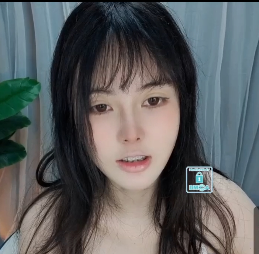 甜蜜的大罩杯胖臀SweetQiQi，32v44.8g视频收藏狂潮