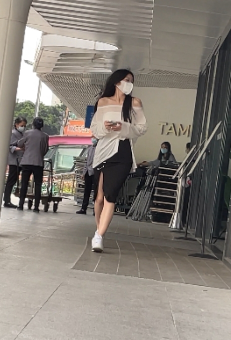 根据您提供的内容，为该商品取一个标题，我建议：```plaintext[精选合集]KingKCD20239月完整版62V4K13.5G度盘百度盘```这个标题包