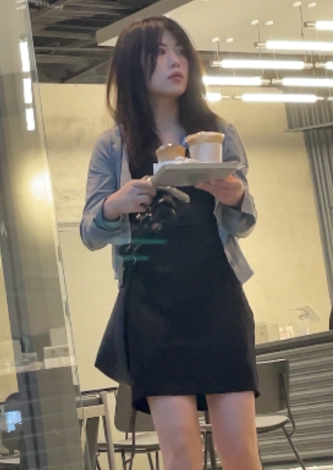 根据您提供的内容，为该商品取一个标题，我建议：```plaintext[精选合集]KingKCD20239月完整版62V4K13.5G度盘百度盘```这个标题包