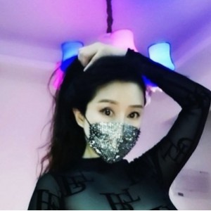 与众不同的收藏品，让人们在繁忙的生活中找到片刻的放松和享受。无论是在百度还是ED2K，这个合集都备受关注和推崇。如果你也是韩安冉的粉丝，那么这个合集绝对不能错过