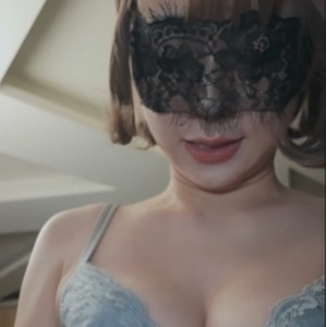 反差女神DemiFairyTW：百度ED2K收藏短片爹咪黑丝吊带62v64.8g