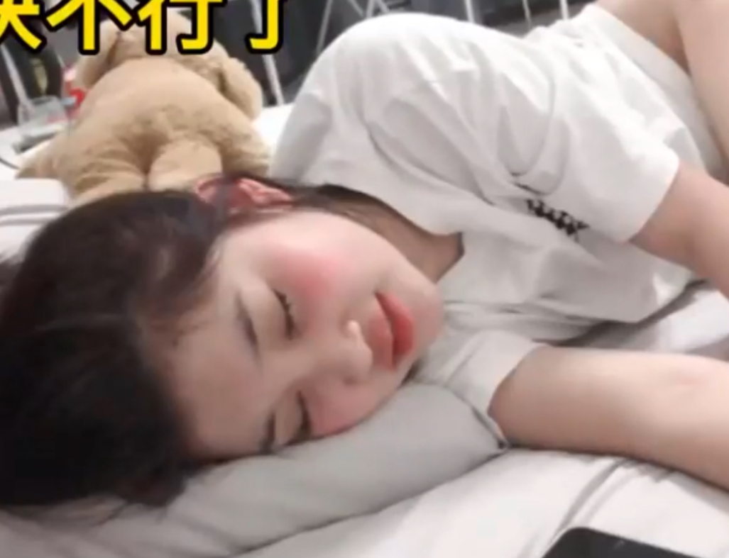 狮子座大神Walker自行打包美女萌妹互动合集63V+3.94G，推荐新贴