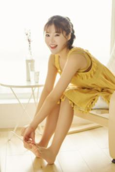 清纯美少女橙橙小妹子高清视频合集，情感陪聊福利直播，青纯大眼睛学生脸庞尽收眼底