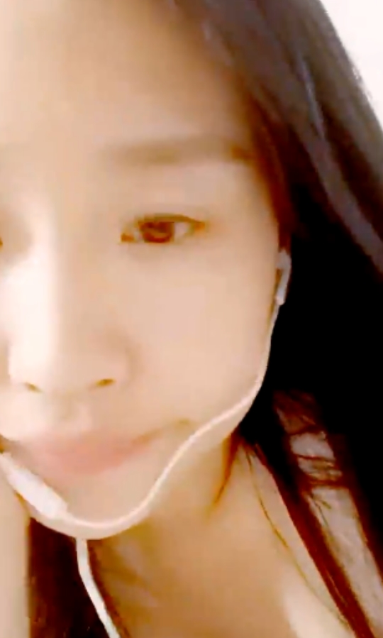 哺乳期宝妈挤某处汁直播秀：双层压缩技巧揭秘，链接永久有效！