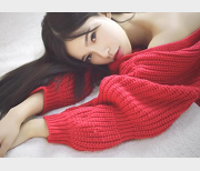 兔牙萌萌泳装短裙玉腿黑丝呐喊视频14套全新合集