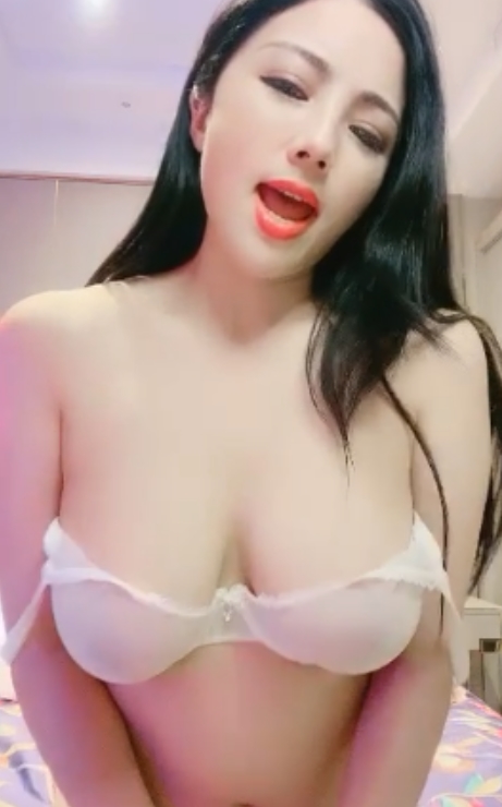 瑞瑞大罩杯熟女，半糖风格合集29.6g