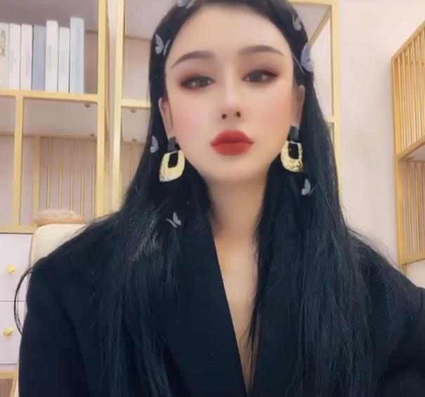 疯狂抖音新篇：倒着喷系列，闪现小明心眼，封号资源下载