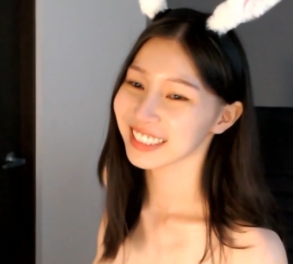 minarocket直播录像：韩国主播15v+24.6g