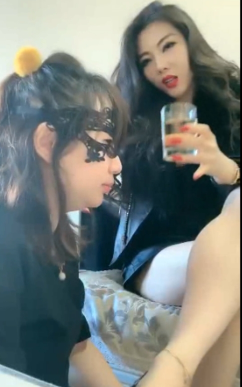 套路直播主播资源合集50V+12.34G百度盘2-3V视频