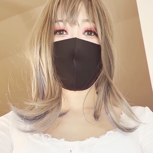 柚子猫新作：美女上司陪玩线下