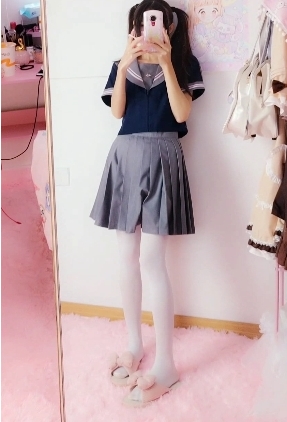 皮皮娘学生服装视频