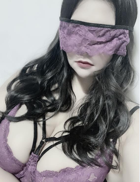 坦克美女巨巨合集：探索坦克世界的魅力与力量