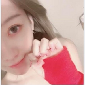 限时抢购百里挑一超级白皙粉嫩柰头4V90M七彩女神美颜