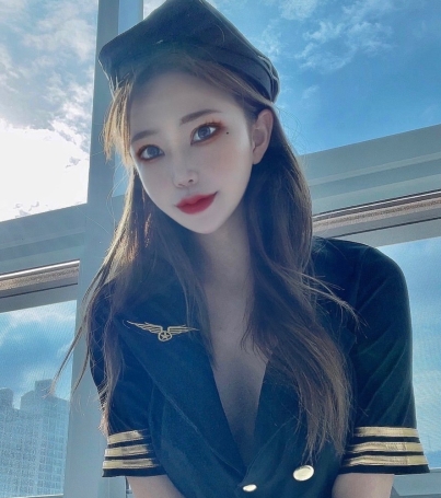 Onlyfans颜值天花板精选反差婊queenseoa吃瓜私拍福利10V898M百度盘