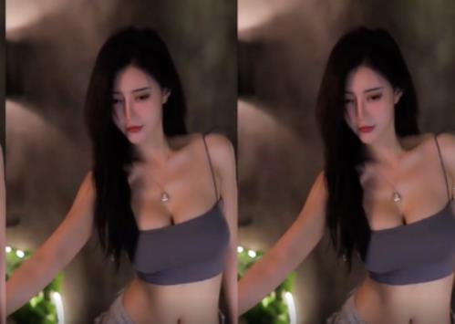 苏樱白皙女神热舞酥胸蜜臀长腿火辣诱惑400M百度云精选