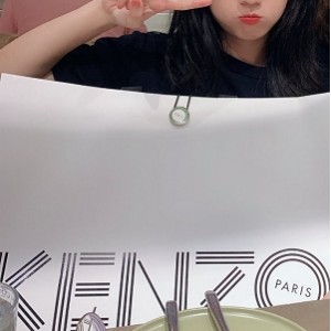 高颜值学生龚倩莹：绯闻美少女的视频资源，男生追捧，渣男海王不实眼镜。