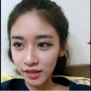 韩国妹子自拍视频：分手后的痛苦经历