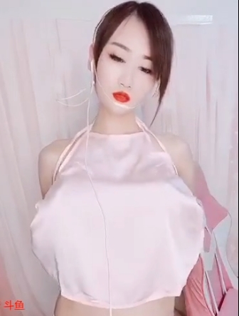 兔小软火辣定制视频一对一视频，兔小软性感穿着，百度盘免费下载！