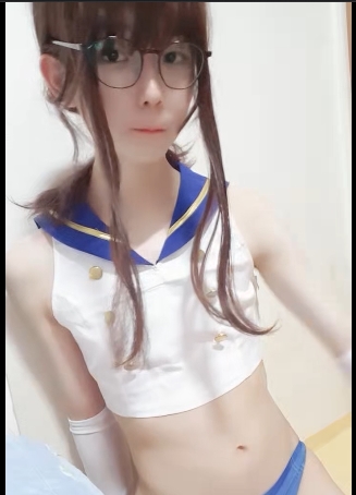 王耀辰超级英雄级反差比，21G视频片段合集，全面展示网红男粉的颜值、性感与智慧！