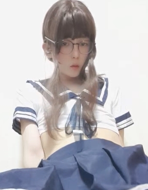 王耀辰超级英雄级反差比，21G视频片段合集，全面展示网红男粉的颜值、性感与智慧！