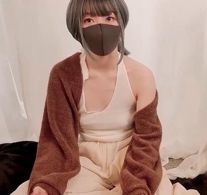 OnlyFans网红少女HongKongDoll玩偶情侣游戏扑克打粑粑