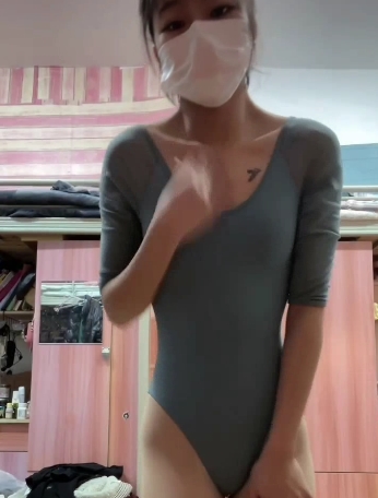 《李耀阳：热爱舞蹈的网红主播，50V8.4G视频资源，让你感受舞蹈的魅力》