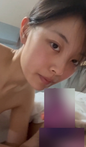 中国民航大学学生崔洁被土豪包养，欲望泄露，三人游的悲剧