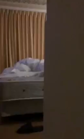 《台湾大罩杯某处清清被玩弄到哭腔求饶，FF改zip双层解压》