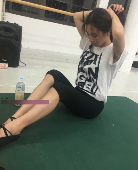 76V精选:华裔大学萌妹清纯汇合,11.2G四朵金花美女主播斗鱼素人渣男学长自拍粉嫩真实绅士纯情小白兔妩媚狐狸精