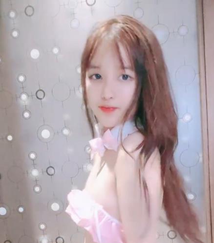 斗鱼萌妹子：27V-387MB，精彩绝伦的粉嫩初恋脸！